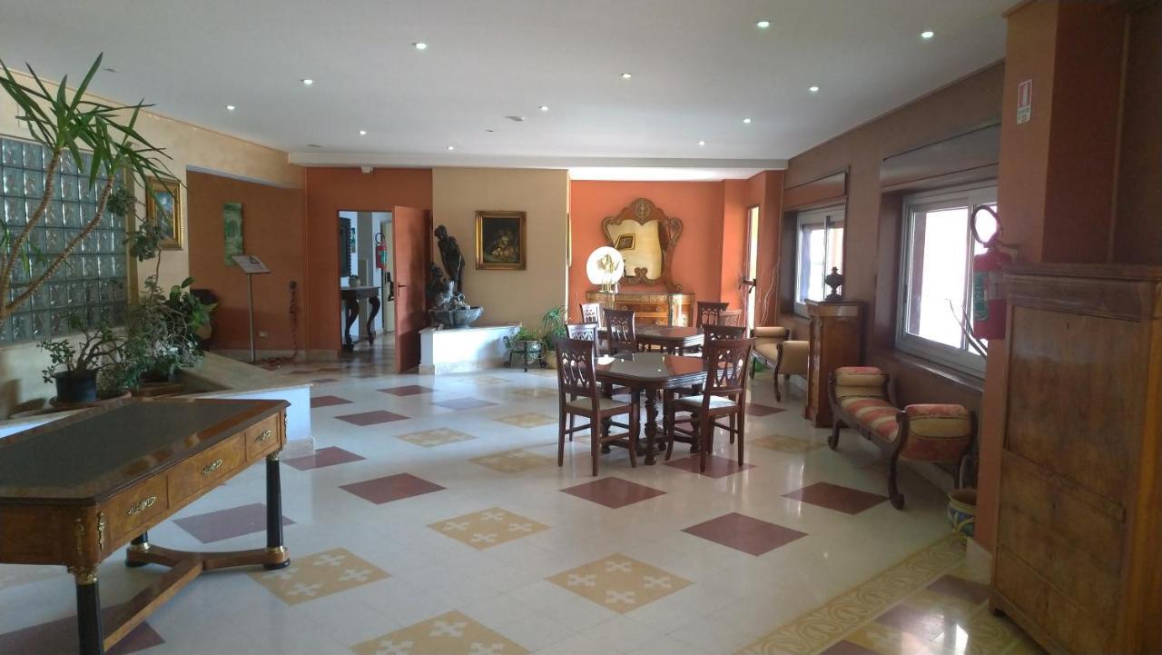 Hotel Tk - Ex Ares